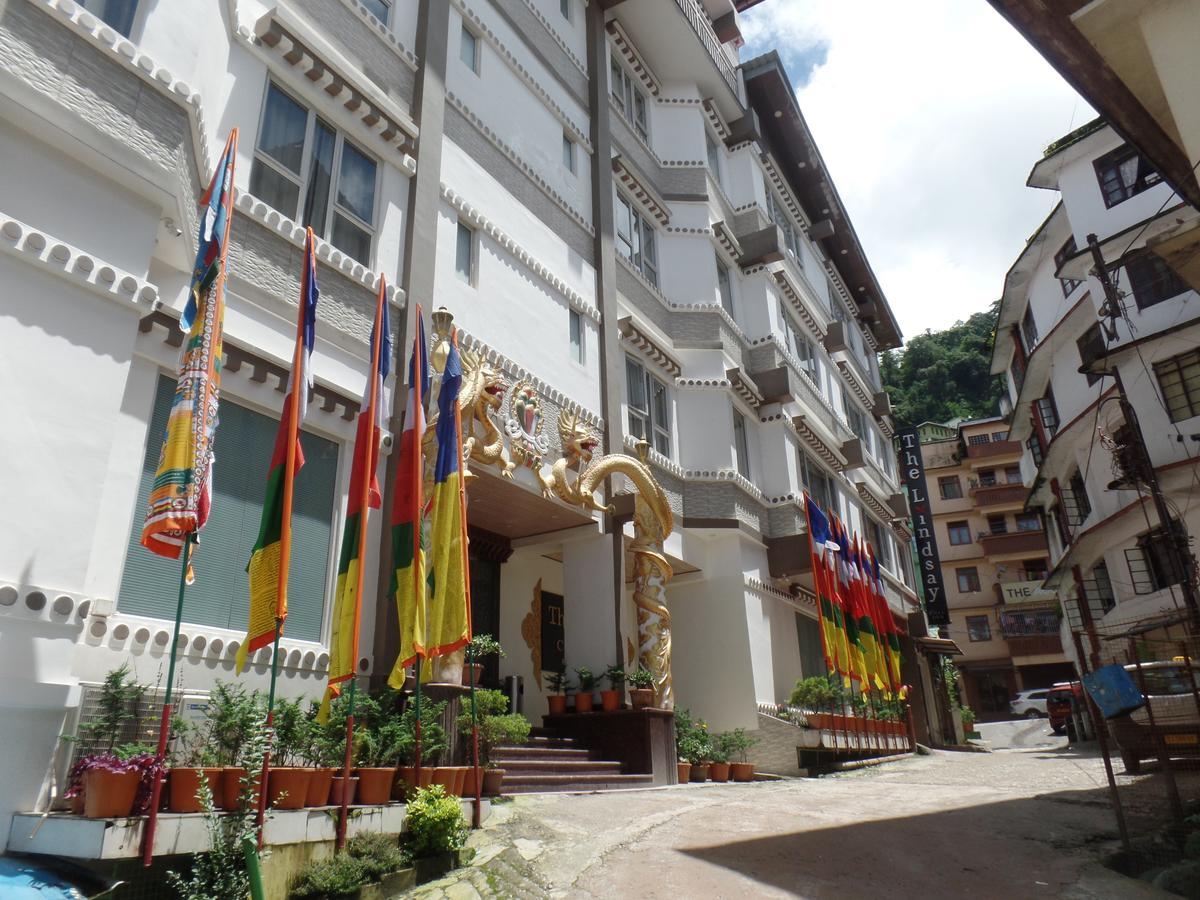 The Lindsay Cheu Den Hotel Gangtok Exterior photo