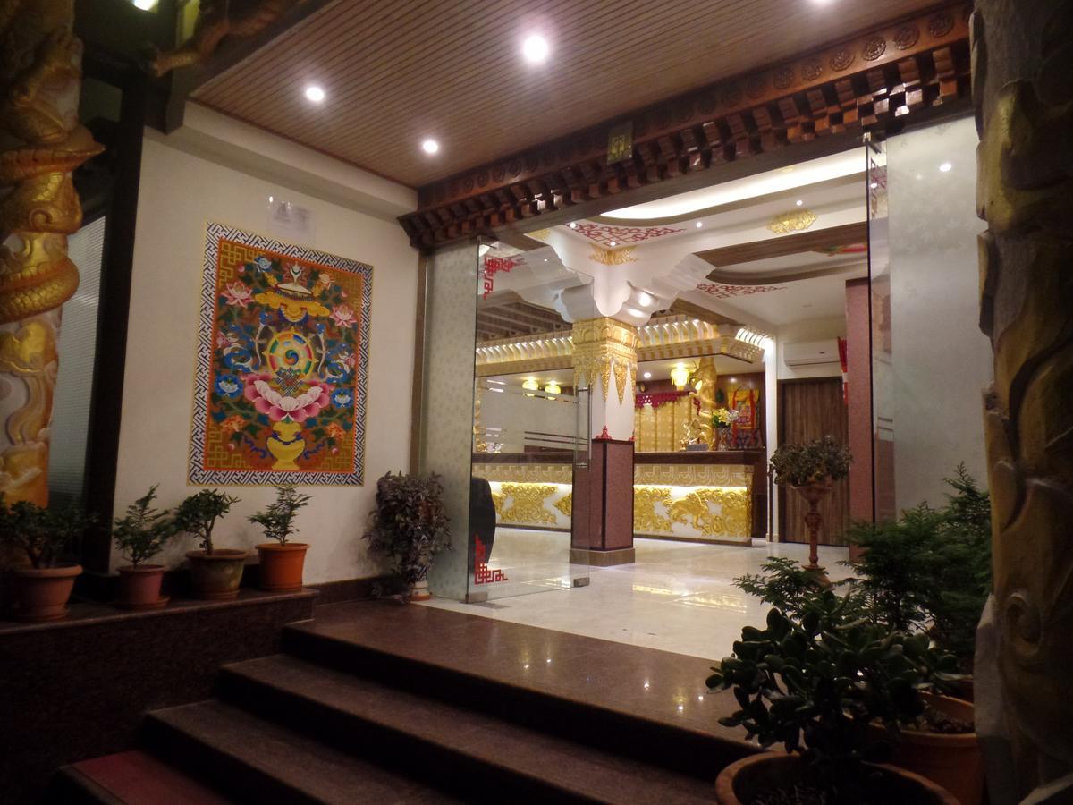 The Lindsay Cheu Den Hotel Gangtok Exterior photo