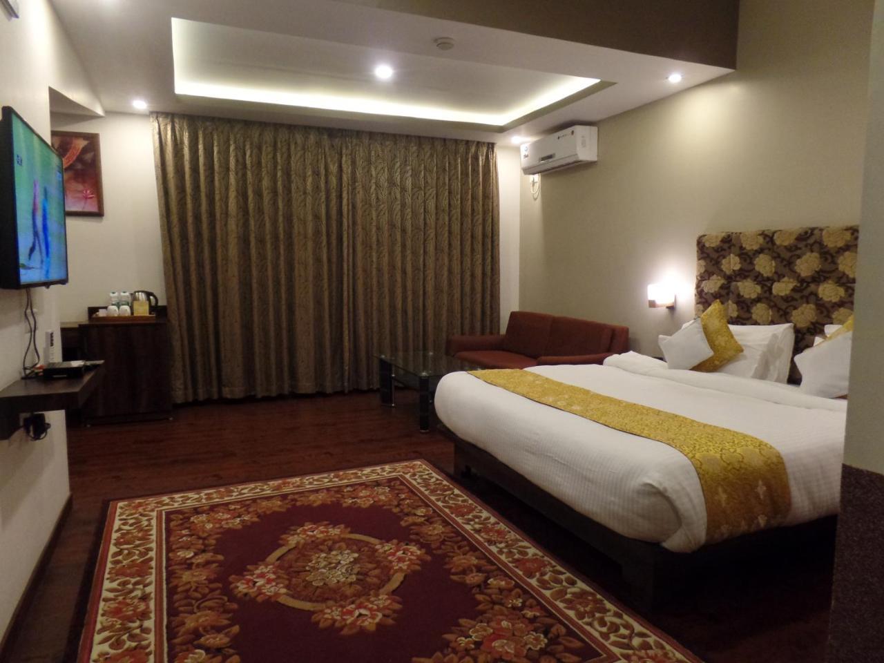 The Lindsay Cheu Den Hotel Gangtok Exterior photo